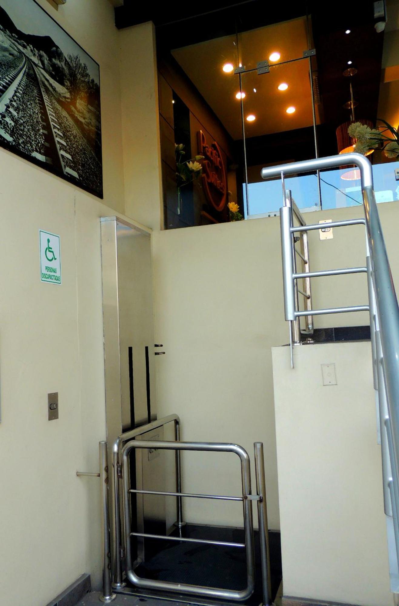 Pacific Suites Hotel Tacna Exterior photo